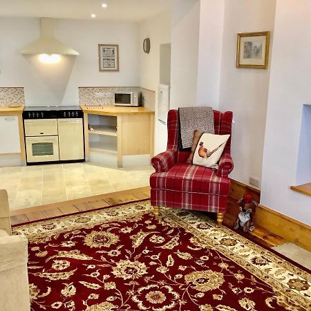 Scarborough House - Adults Only Holiday Home 토키 외부 사진