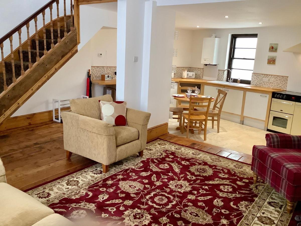 Scarborough House - Adults Only Holiday Home 토키 외부 사진