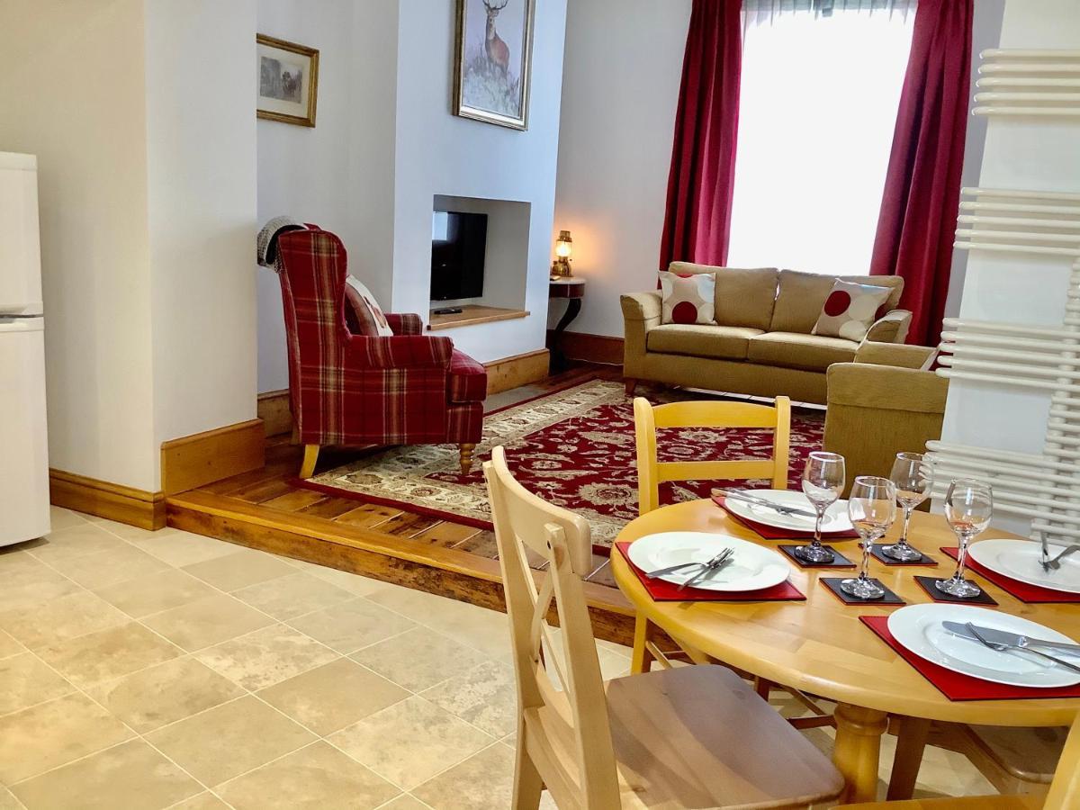 Scarborough House - Adults Only Holiday Home 토키 외부 사진